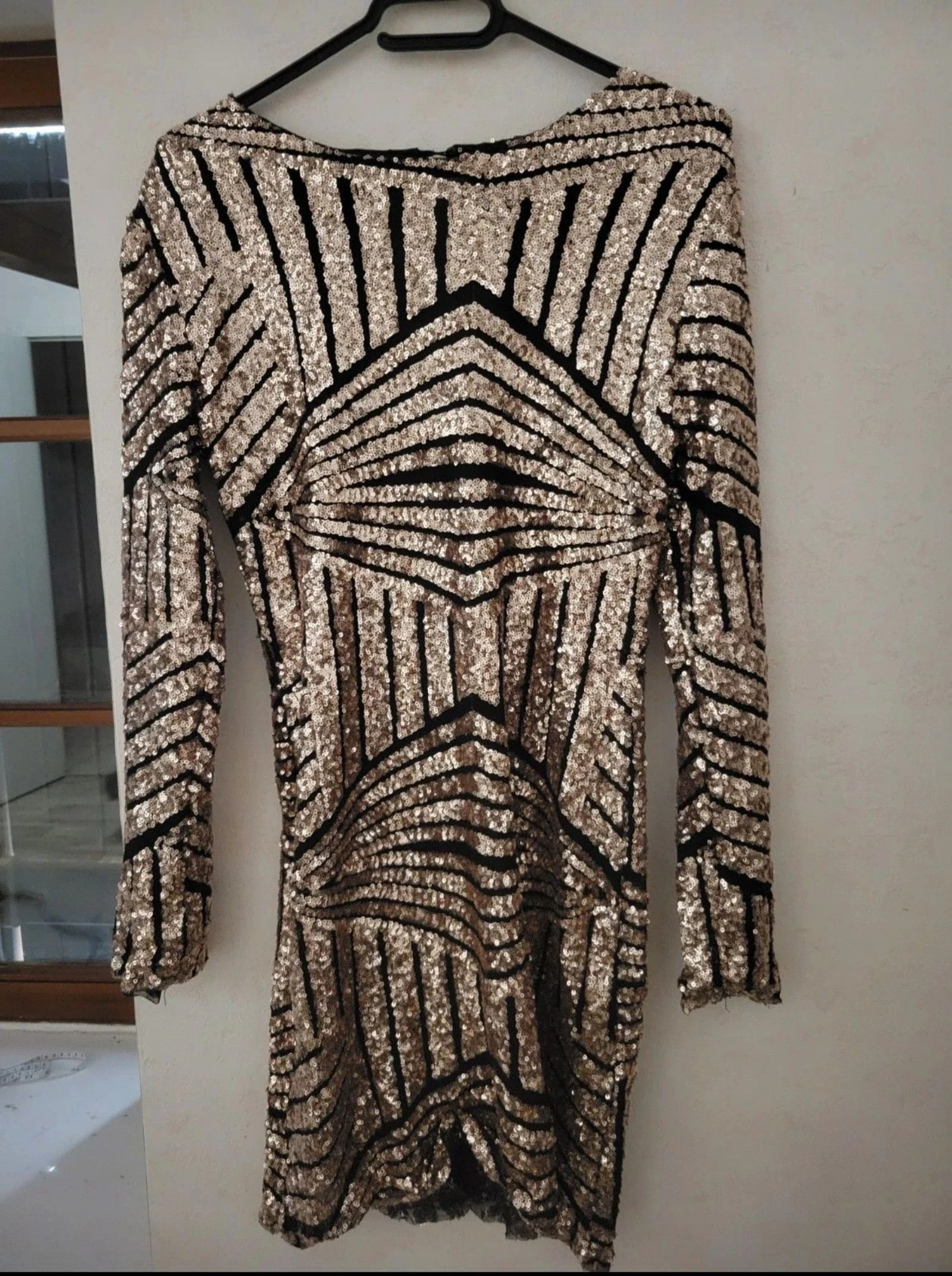 Robe de soirée très courte a sequins Zara t L